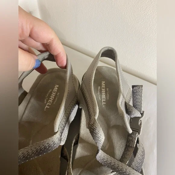 Merrell Moon sandals air cushion memory foam, women's size 10, strappy, outdoors - Picture 3 of 8